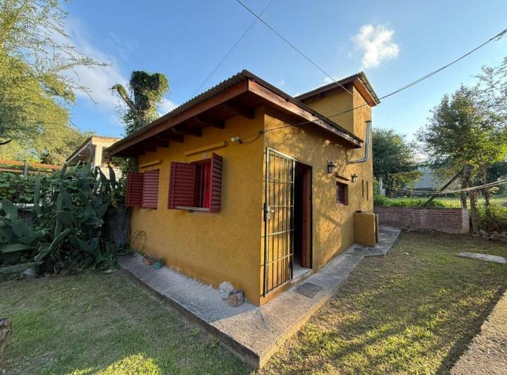 Casa · 140m² · 4 Ambientes · 1 Cochera