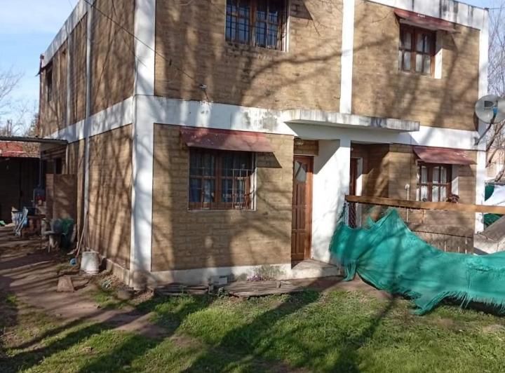 Casa · 150m² · 5 Ambientes · 1 Cochera