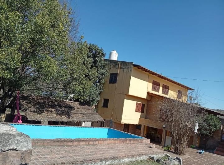 Casa · 623m² · 15 Ambientes · 2 Cocheras