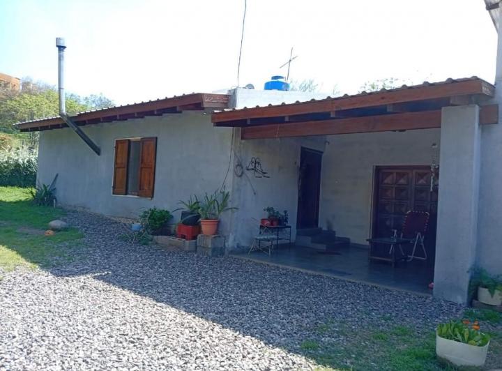 Casa · 214m² · 5 Ambientes · 2 Cocheras