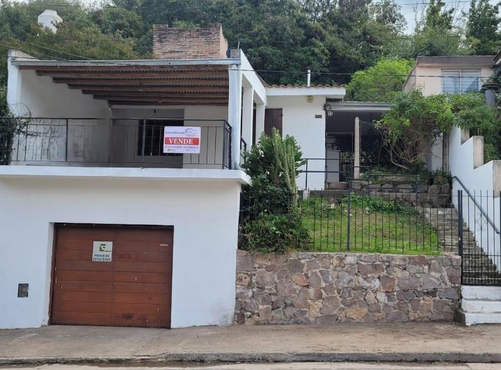 Casa · 63m² · 8 Ambientes