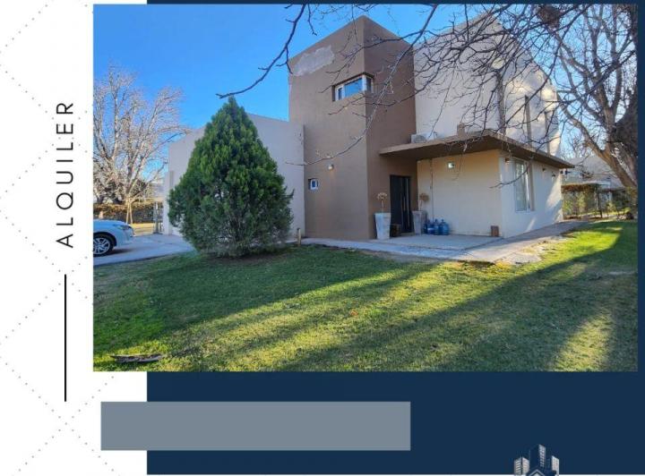 Casa · 345m² · 4 Ambientes · 2 Cocheras