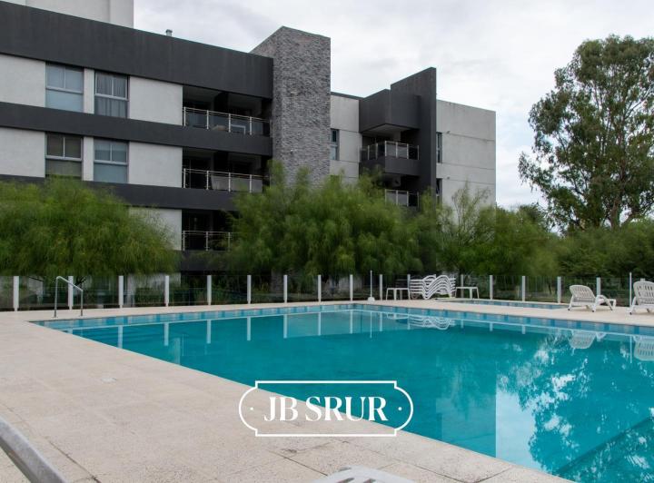 Departamento · 101m² · 6 Ambientes · 1 Cochera