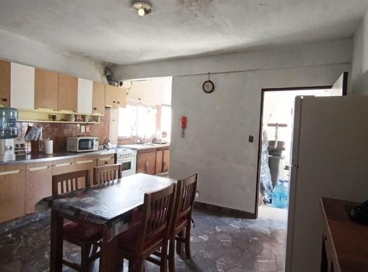 PH · 241m² · 4 Ambientes · 1 Cochera