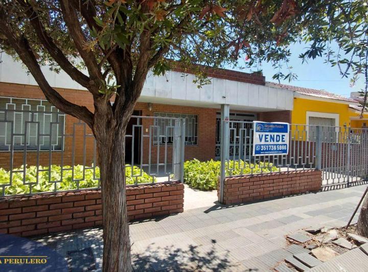Casa · 169m² · 4 Ambientes · 2 Cocheras