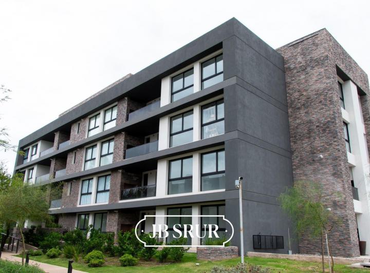 Departamento · 77m² · 4 Ambientes · 1 Cochera