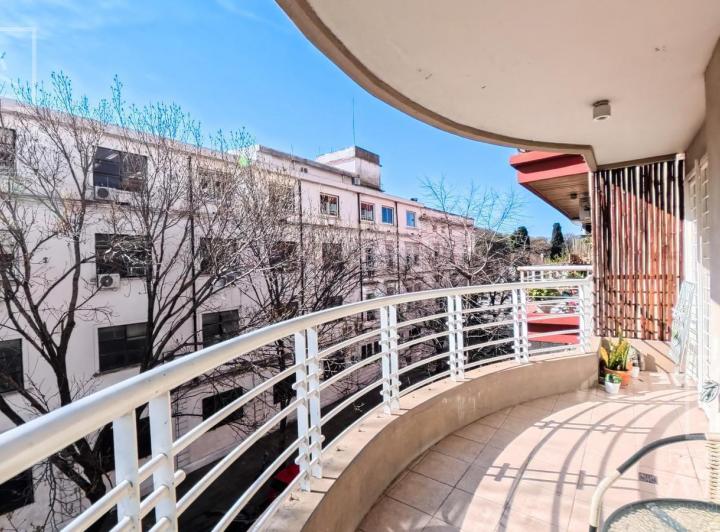 Departamento · 98m² · 4 Ambientes · 1 Cochera