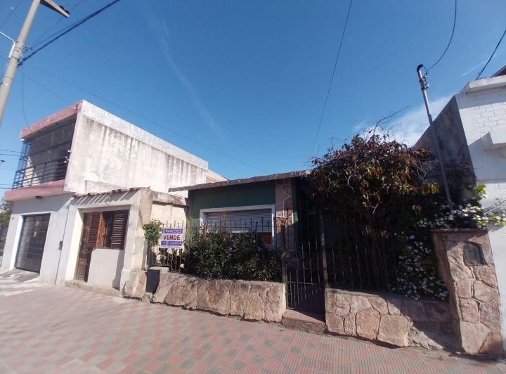 Casa · 114m² · 4 Ambientes · 1 Cochera
