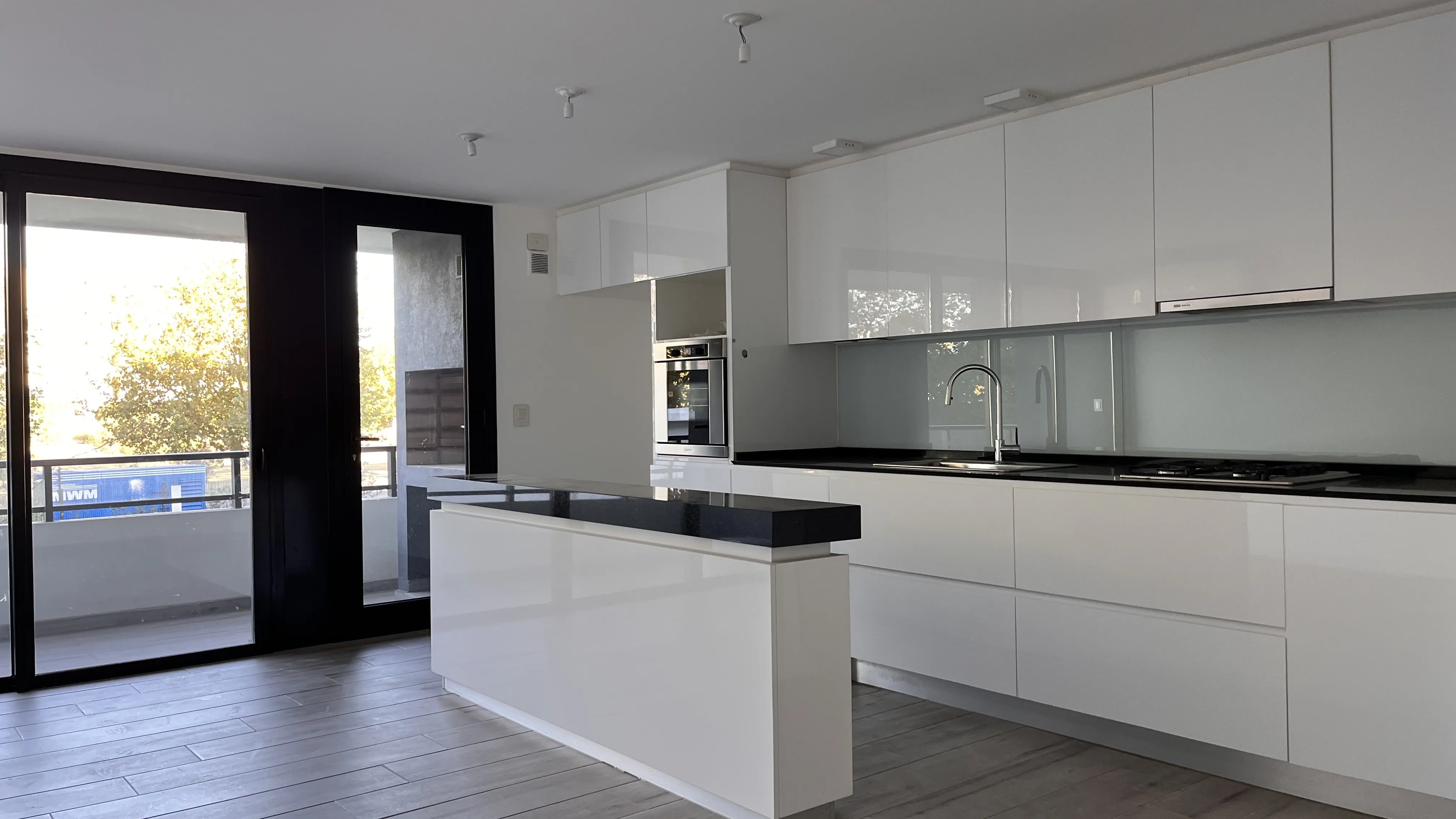 Departamento de 2 dormitorios en venta. Greenpark, Valle Escondido