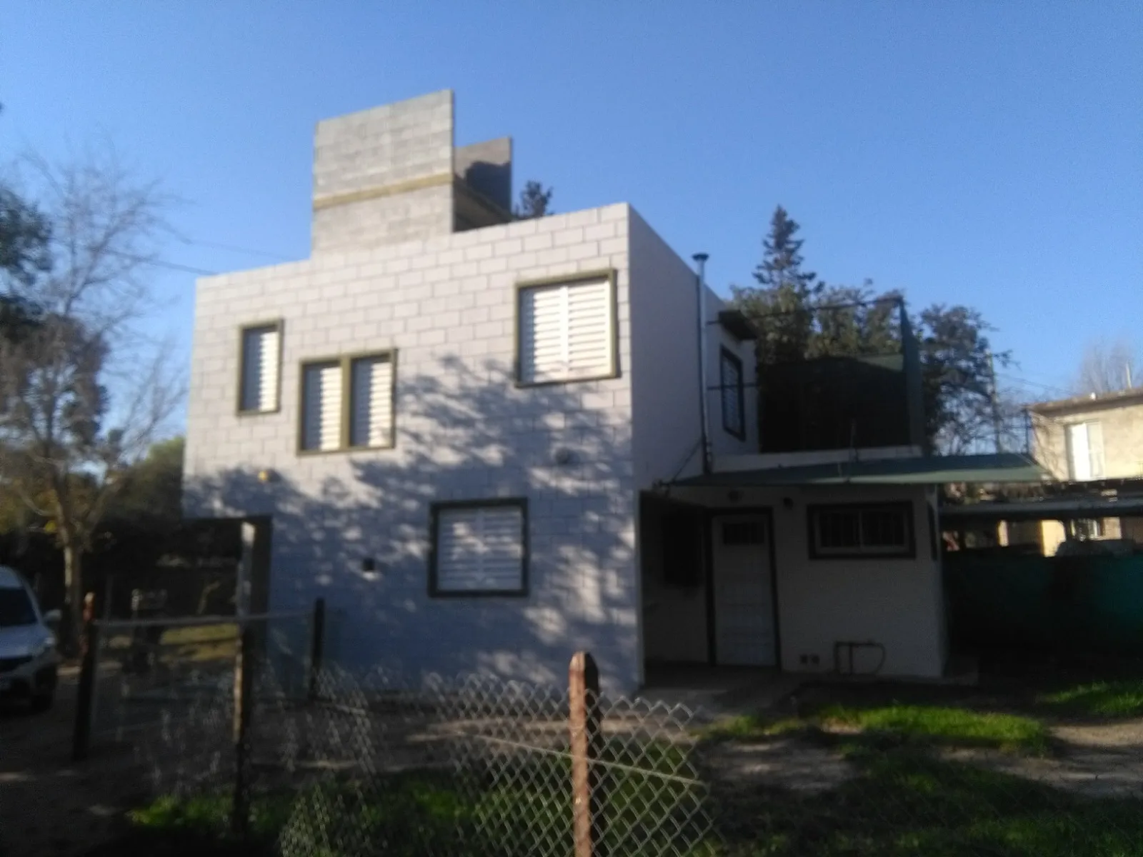 LIZARRALDE ALQUILA VILLA RIVERA INDARTE 3 dorm. 2 bñs
