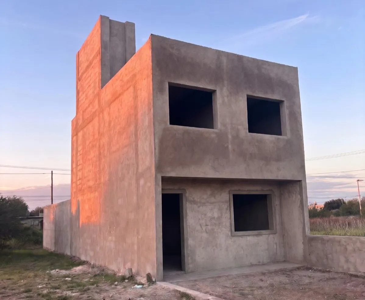 SE VENDE DUPLEX 2 DORMITORIOS EN B° SMATA III