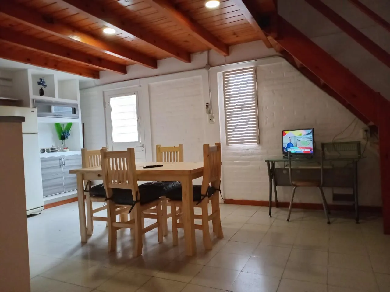 SE ALQUILA DPTO 1 DORMITORIO Amoblado. Temporario