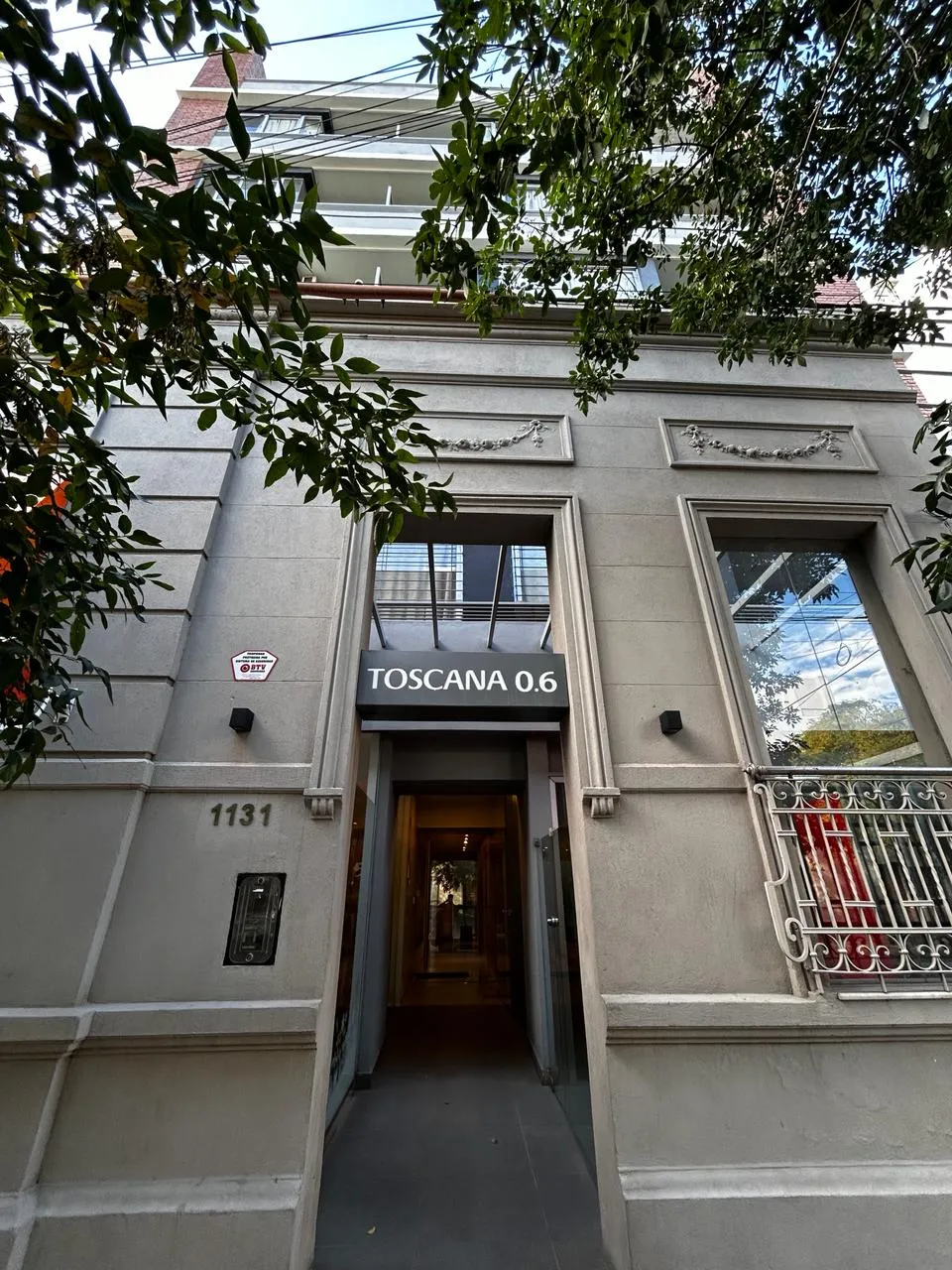 DEPARTAMENTO AMOBLADO CON COCHERA- BARRIO GENERAL PAZ
