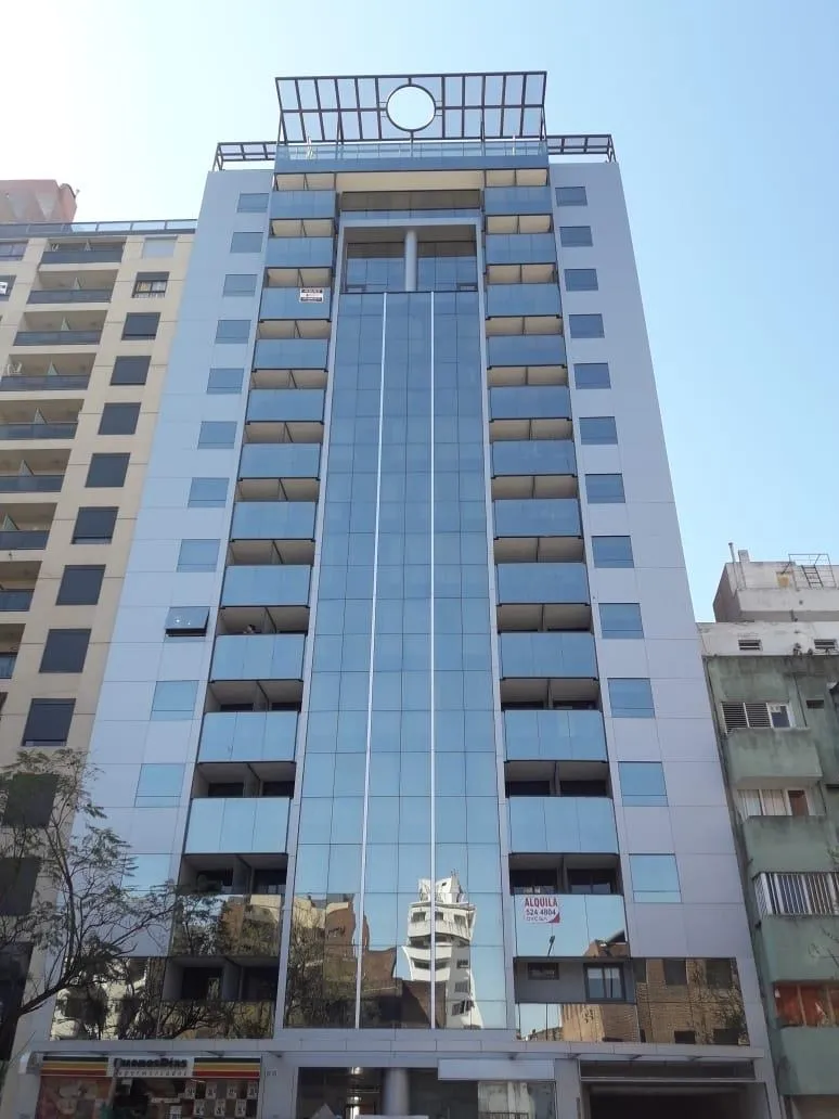 DUEÑO VENDE DPTO 1 DORMITORIO CON BALCON - BV SAN JUAN 550 (CBA) - IMPECABLE ESTADO