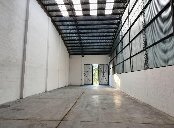 Bodega-Galpón · 150m²