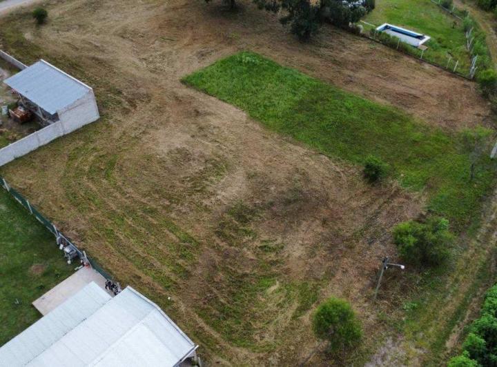 Terreno · 600m²