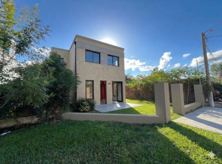 Casa · 120m² · 3 Ambientes · 1 Cochera