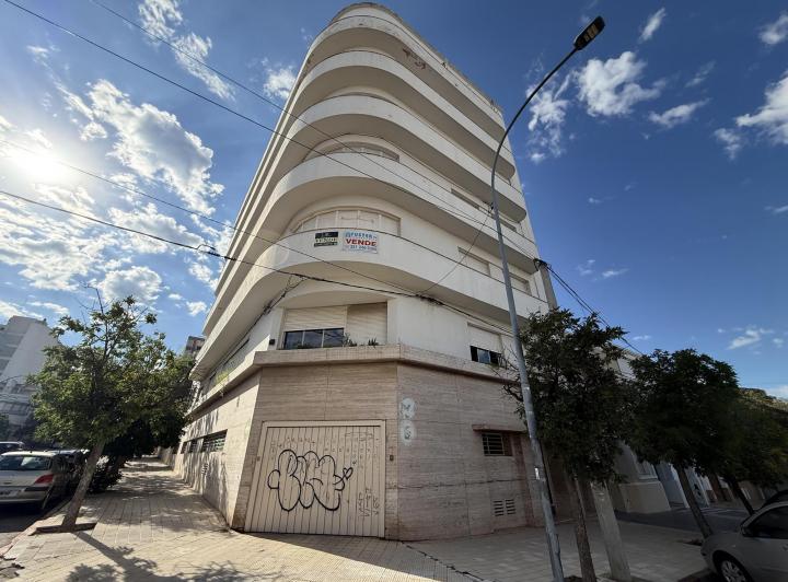 Departamento · 200m² · 4 Ambientes