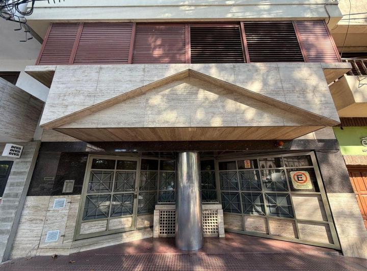 Departamento · 150m² · 6 Ambientes