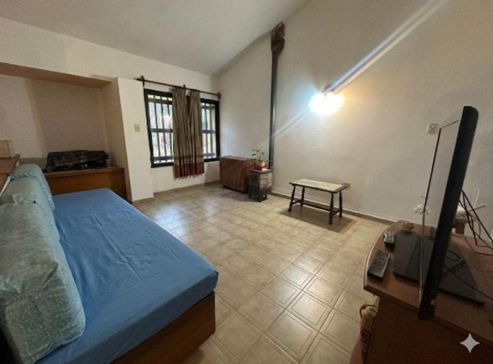 Casa · 230m² · 1 Ambiente · 1 Cochera
