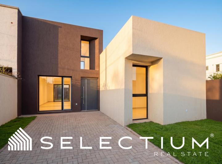 Casa · 150m² · 6 Ambientes · 2 Cocheras