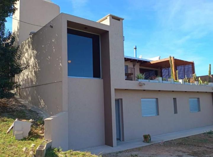 Casa · 165m² · 5 Ambientes · 1 Cochera