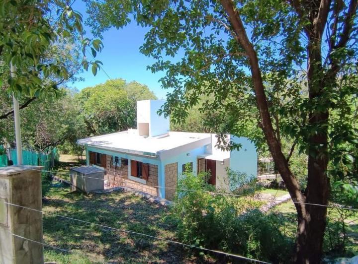 Casa · 94m² · 4 Ambientes · 1 Cochera