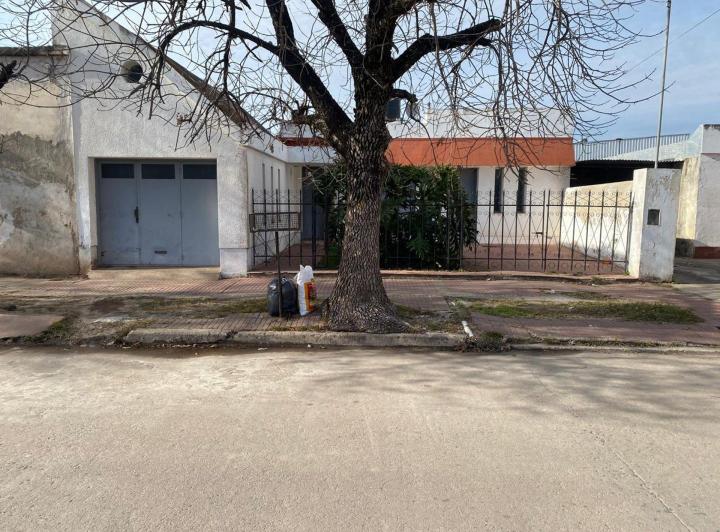 Casa · 124m² · 5 Ambientes · 1 Cochera