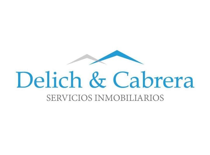 Casa · 194m² · 2 Dormitorios