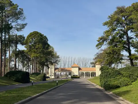 Terreno en Venta en Los Pinares Country Club, Countries y Barrios Cerrados en Exaltacion de la Cruz