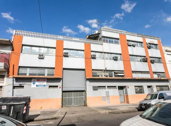 Terreno · 1276m²