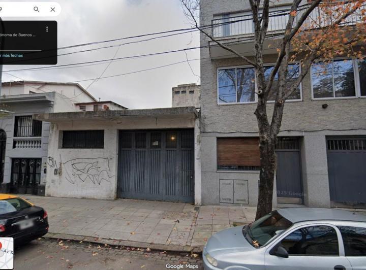 Terreno · 239m² · 6 Ambientes