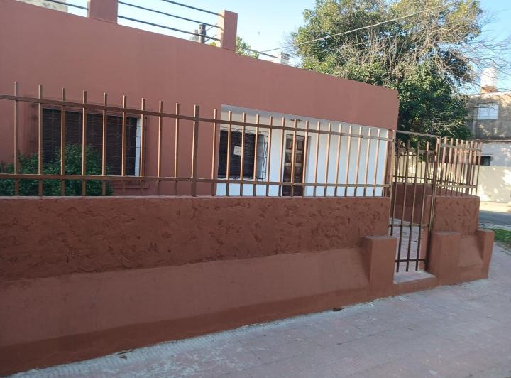 Casa · 180m² · 5 Ambientes · 5 Cocheras