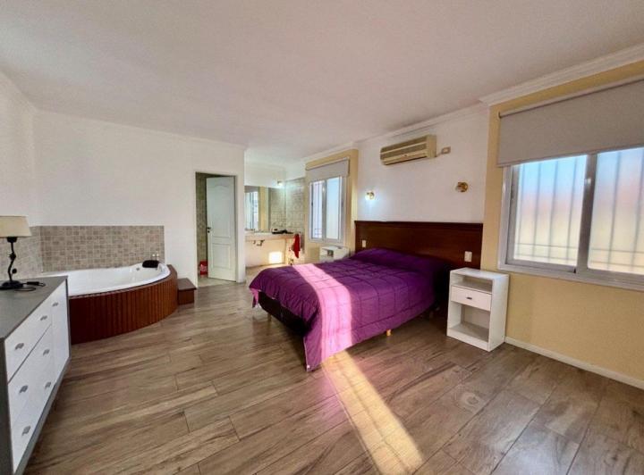 PH · 174m² · 4 Ambientes · 1 Cochera