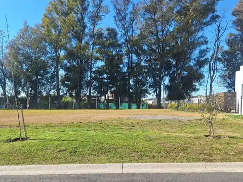 Terreno en Venta en Pilar Del Este, Countries y Barrios Cerrados en Pilar