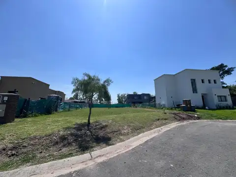 Terreno en Venta en Pilar Del Este, Countries y Barrios Cerrados en Pilar