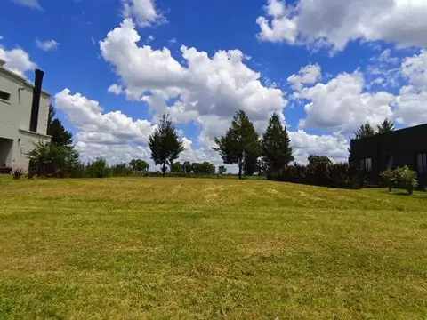 Terreno en Venta en San Lucas, Canning