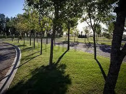 Terreno en Venta en Area 60, Countries y Barrios Cerrados en la Plata