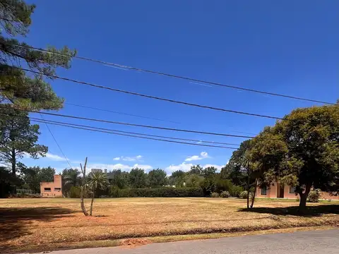 Terreno en Venta en Las Brisas Country Club, Countries y Barrios Cerrados en Pilar