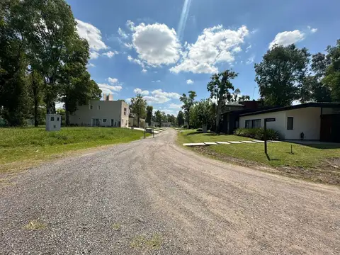 Terreno en Venta en Alvarez Del Bosque, Countries y Barrios Cerrados en Moreno