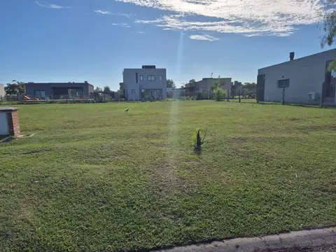 Terreno en Venta en Pilar Del Este, Countries y Barrios Cerrados en Pilar