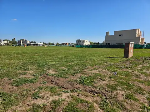Terreno en Venta en Pilar Del Este, Countries y Barrios Cerrados en Pilar