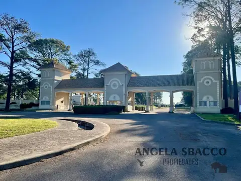 Terreno en Venta en Los Pinares Country Club, Countries y Barrios Cerrados en Exaltacion de la Cruz