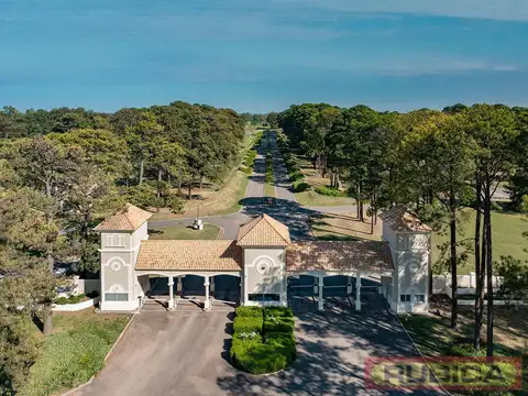 Terreno en Venta en Los Pinares Country Club, Countries y Barrios Cerrados en Exaltacion de la Cruz