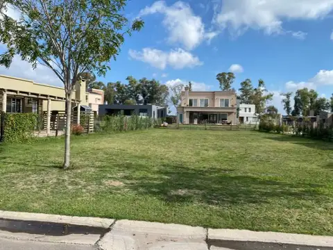 Terreno en Venta en Pilar Del Este, Countries y Barrios Cerrados en Pilar