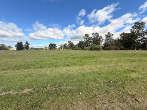 Terreno en Venta en Los Pinares Country Club, Countries y Barrios Cerrados en Exaltacion de la Cruz