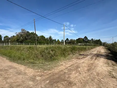 Terreno en Venta en Parque Jularó, Exaltacion de la Cruz