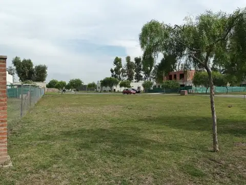 Terreno en Venta en Pilar del Este - Santa Emilia, Countries y Barrios Cerrados en Pilar