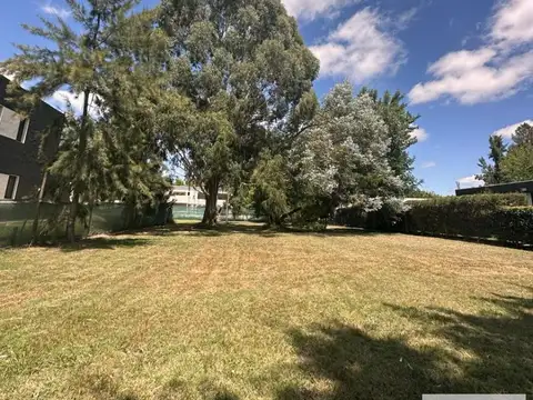 Terreno en Venta en Club Miralagos, Countries y Barrios Cerrados en la Plata