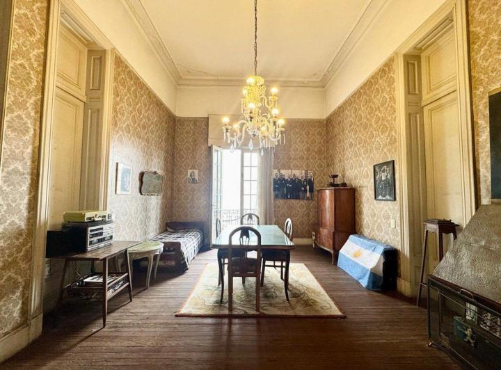 Departamento · 220m² · 5 Ambientes